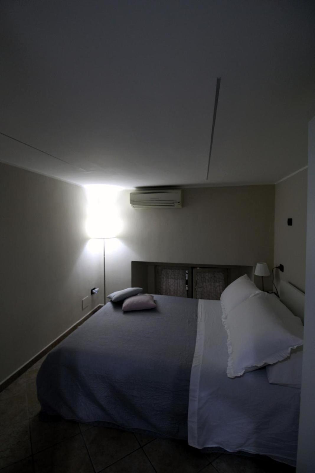 Lizzy'S House Apartment Napoli Bagian luar foto